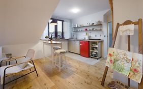 Apartmány v domečku
